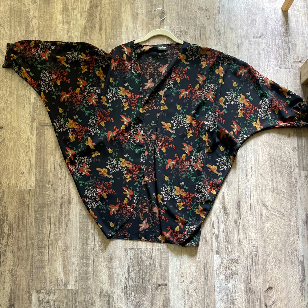 Black and rust colored kimono